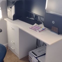 Corner Shelf+Computer Table 