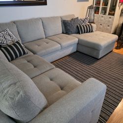 baby! SECTIONAL,  EXCELLENT TO PERFECT CONDITION!🤩