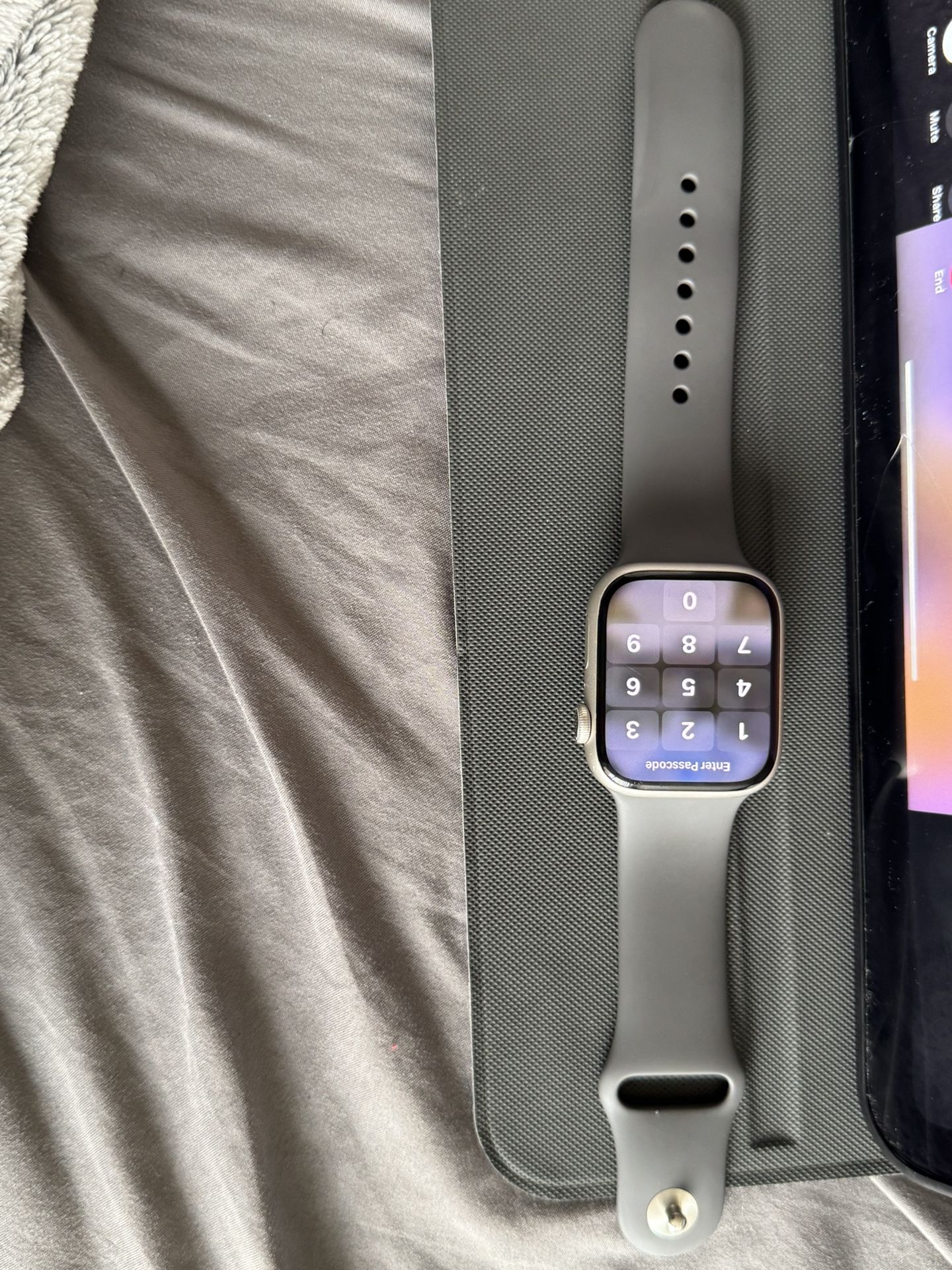 Series 8 Apple Watch 45mm