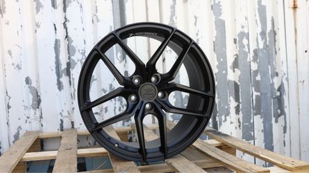 19 INCH STAGGERED SET Z PERFORMANCE WHEELS RIMS 19X8.5 +38 / 19X9.5 +35 (5X114.3) CB: 73.1
