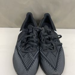 Men’s Nike Shoes. Item No 320 (Shopgoodwill)
