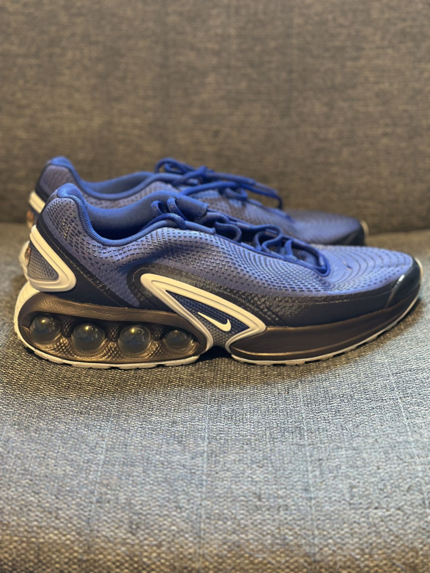 Men’s Nike Gym Shoes , Size 11