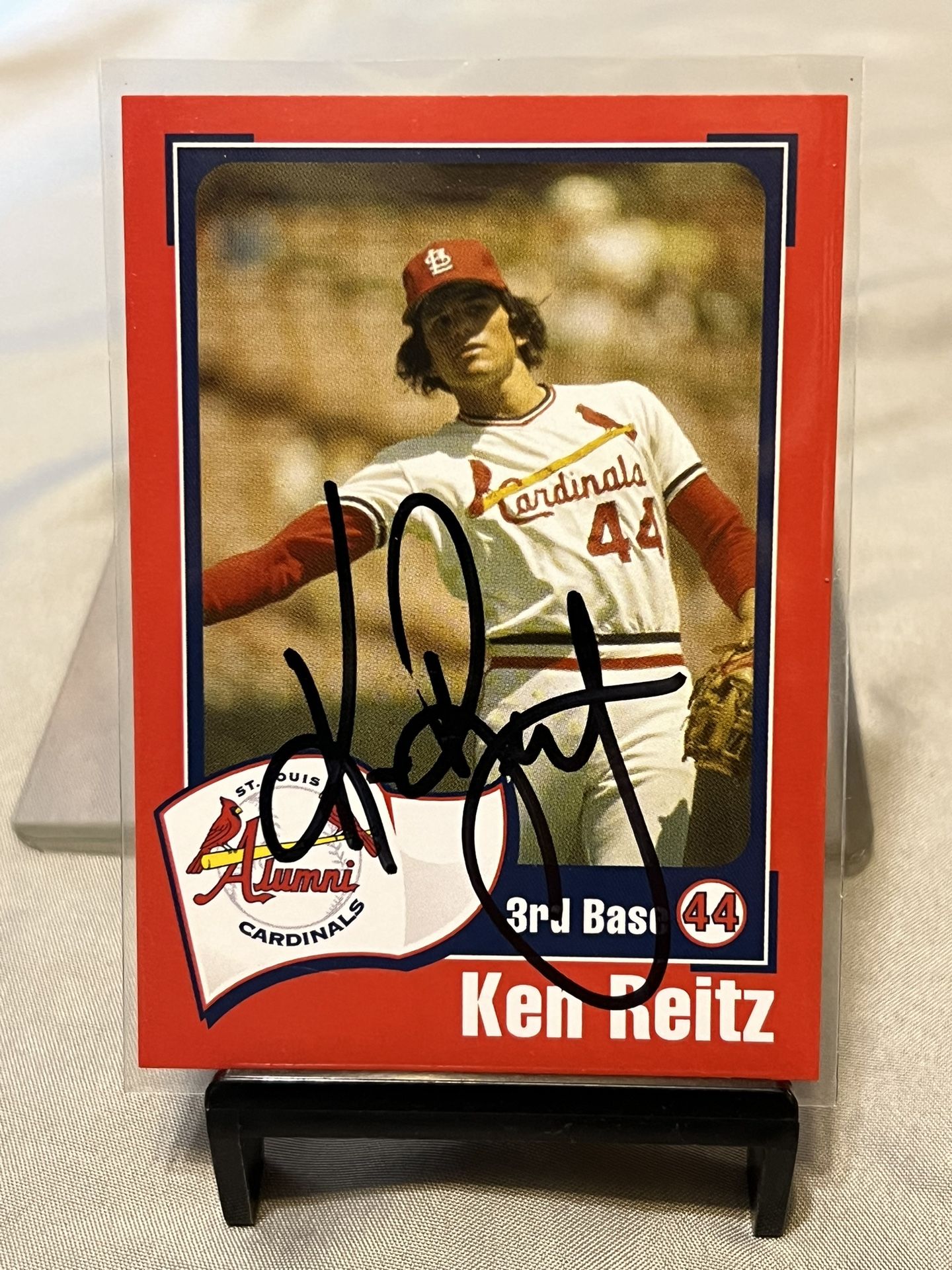 Ken Reitz Autograph Baseball Card !