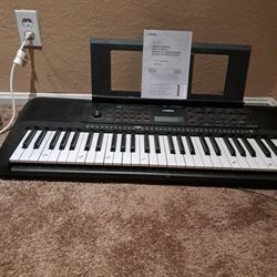 Electric Keyboard