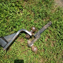 DeWalt & 2 Hitch Mounts