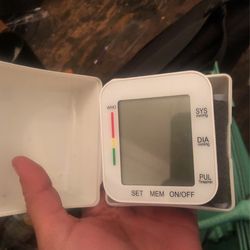 Wristband Blood Pressure