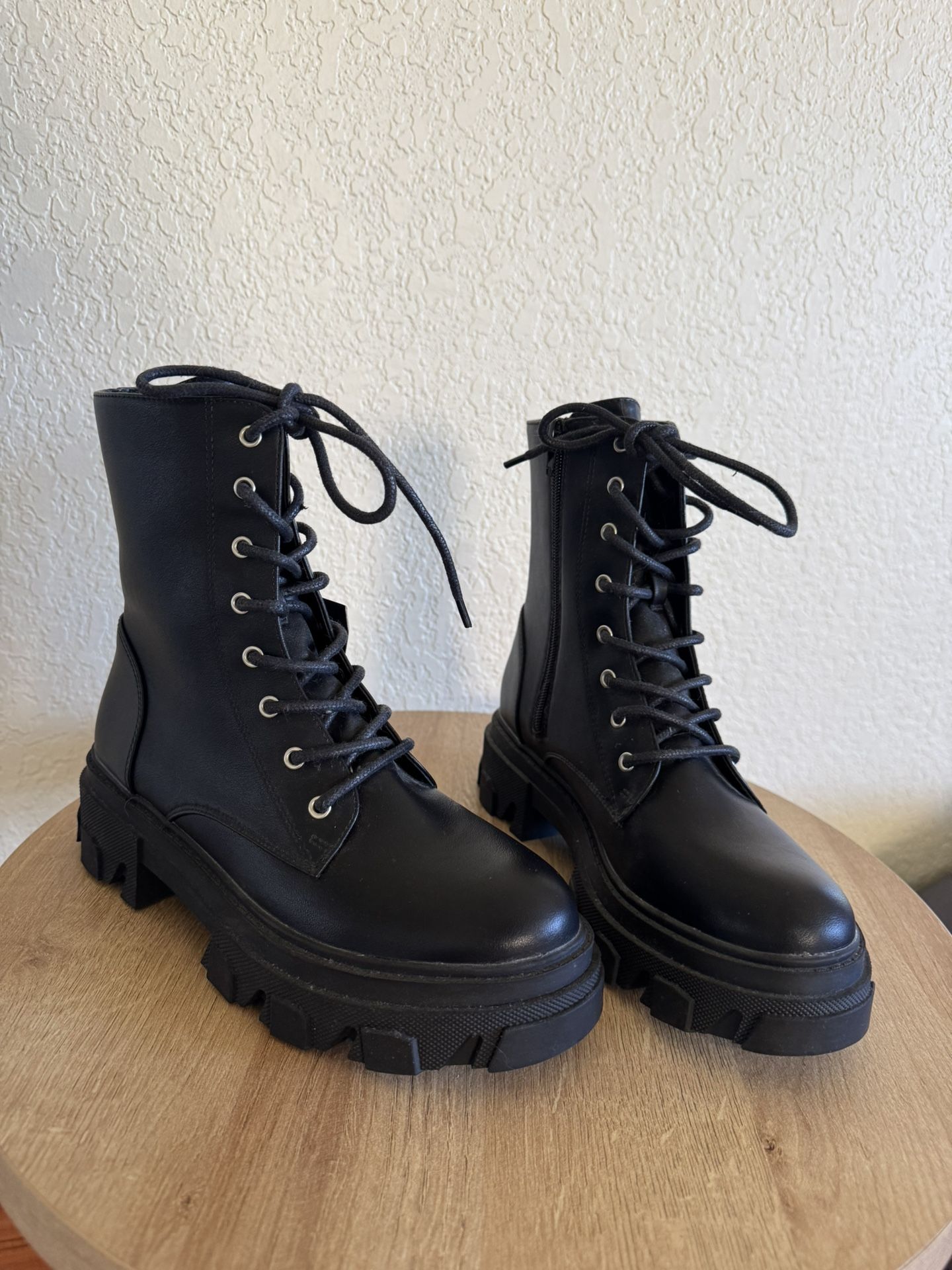 Chunky Black Boots (women’s 7.5)