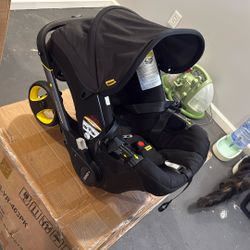 2 in 1 Doona Carseat 