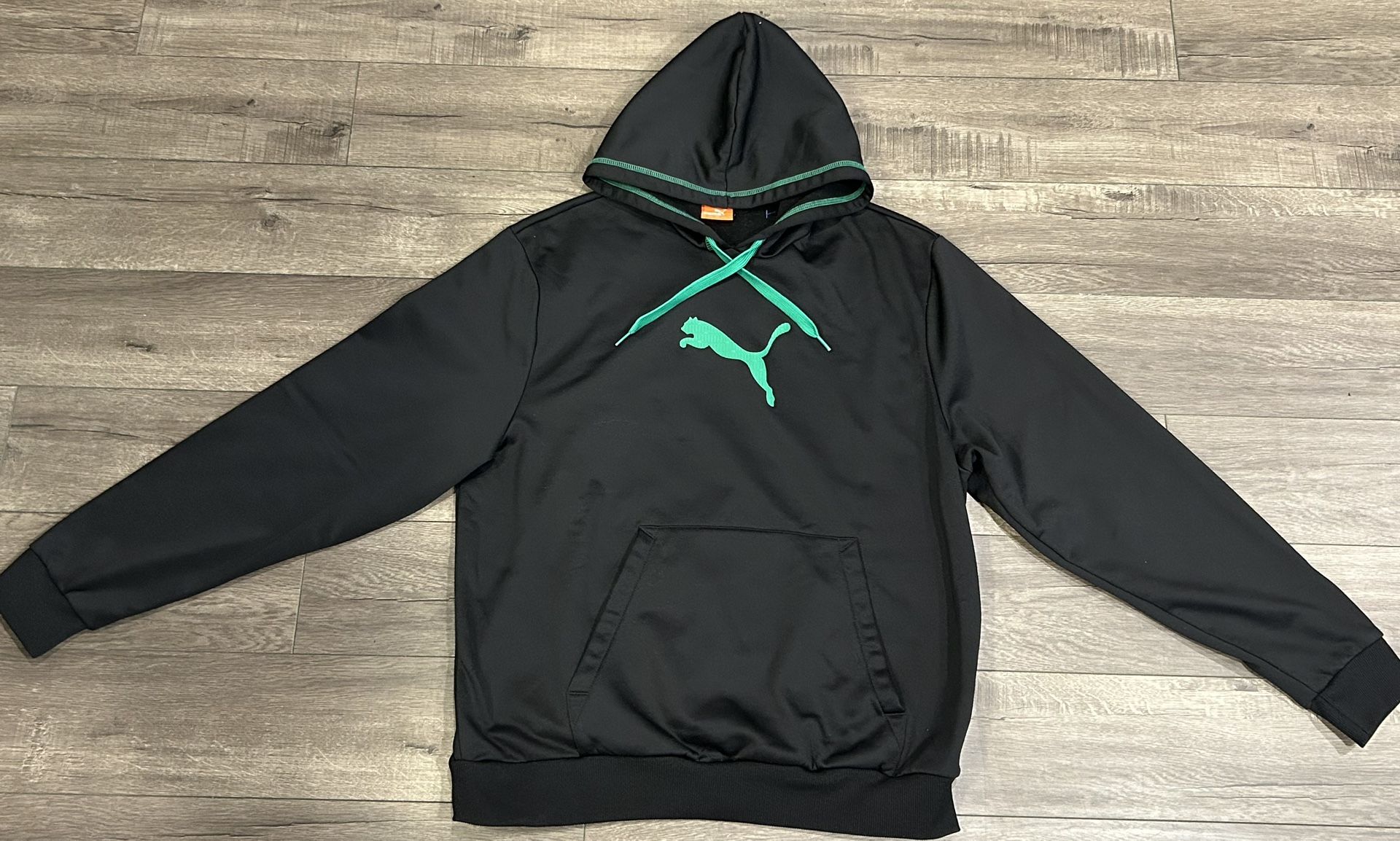 Green and Black Puma Hooded Pullover Sweater - Size L