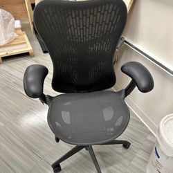 Herman Miller Mirra 2 - Fully Loaded -