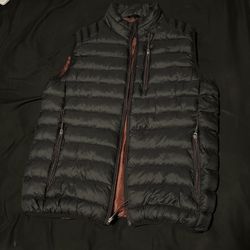 Medium Lamasini sleeveless puffer 