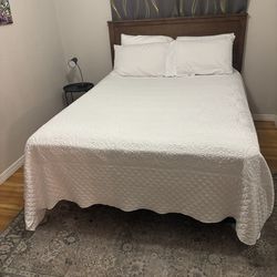 Queen Bed