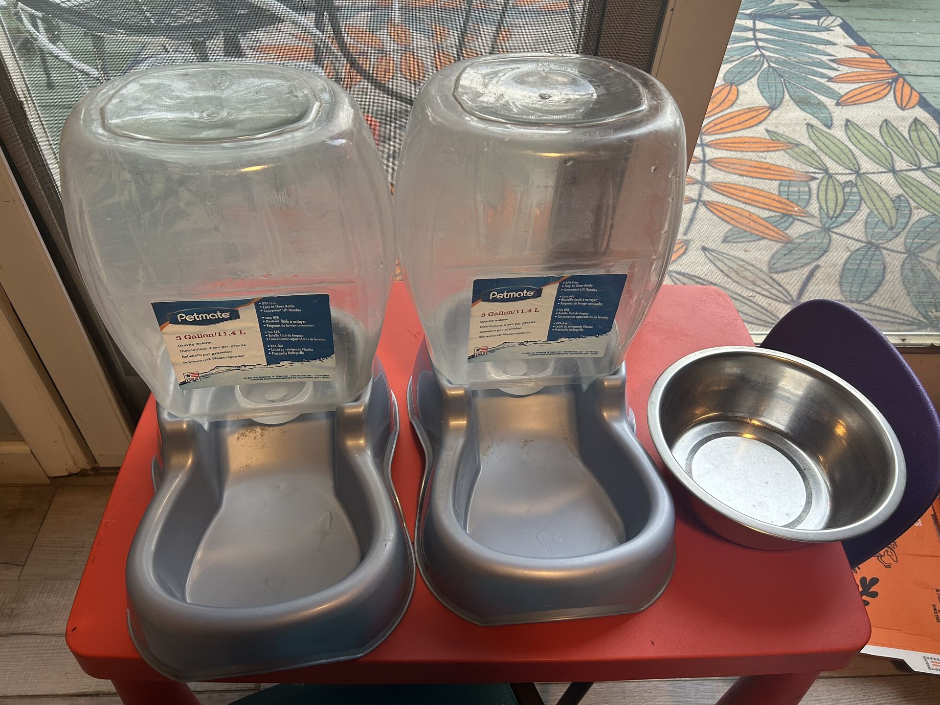 Big Dog Water Bottles And Food Dispenser 