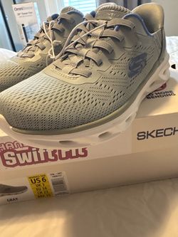 Sketchers slip on shoes