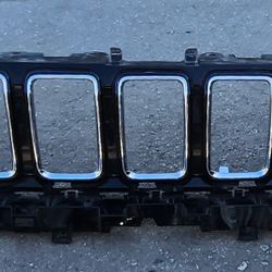 2021 2022 2023 JEEP GRAND CHEROKEE GRILLE