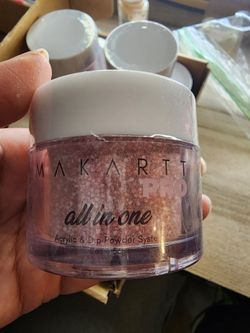 2 Makartt Pro Acrylic Powders 
