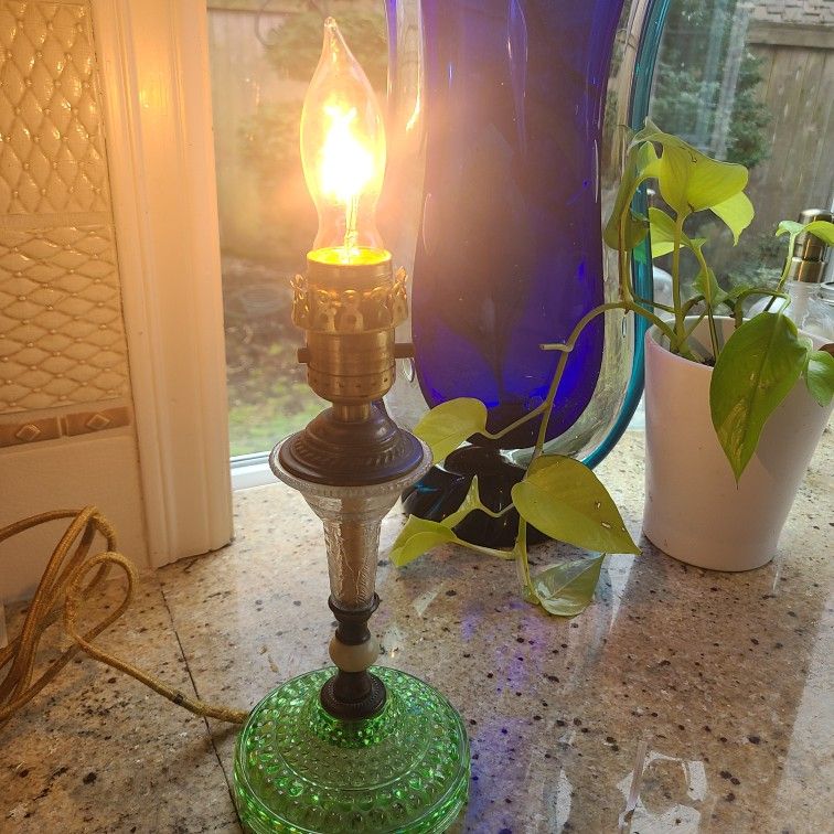 Antique Oil style electric Art Deco Boudoir Lamp Green Depression Bubble Glass Etched Crystal,marble
