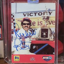 1992 Richard Petty "Autographed Food Lion" With COA Trading Card #4 (Vintage)