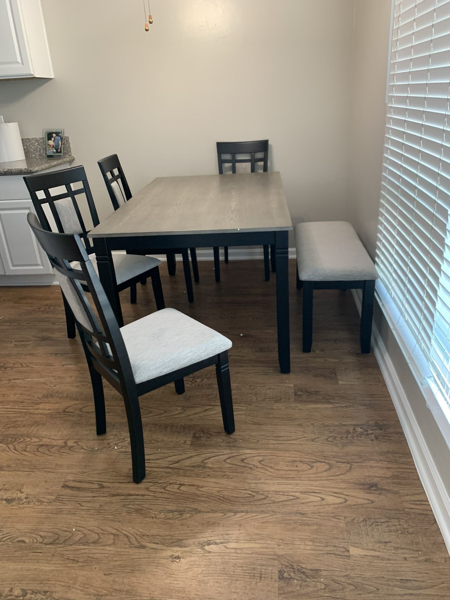 $599 New In Box 6pc Dining Set (Table Bench And 4 Chairs)