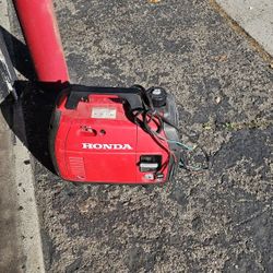 Honda Generator EU2200i Companion 30A