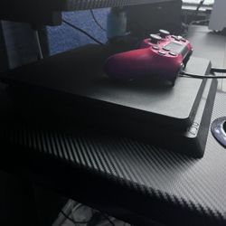 PS4 Slim