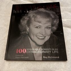 Betty white Hardback book NEW 