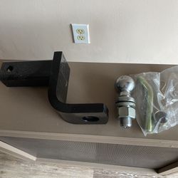 Heavy duty trailer hitch and ball