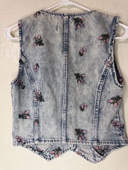 Stoosh Vintage Denim Design Floral Embroidery Light Wash Vest Size Small