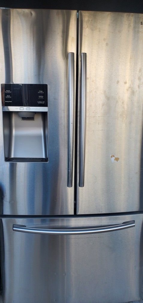 Refrigerator 