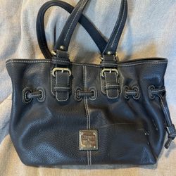 Dark Brown leather Dooney & Bourke shoulder bag #leatherbag