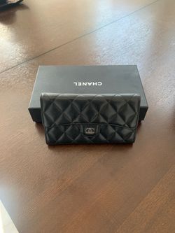 Chanel lambskin checkbook wallet brand new used once