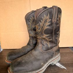 Men preowned Ariat composite toe boot size 9.5