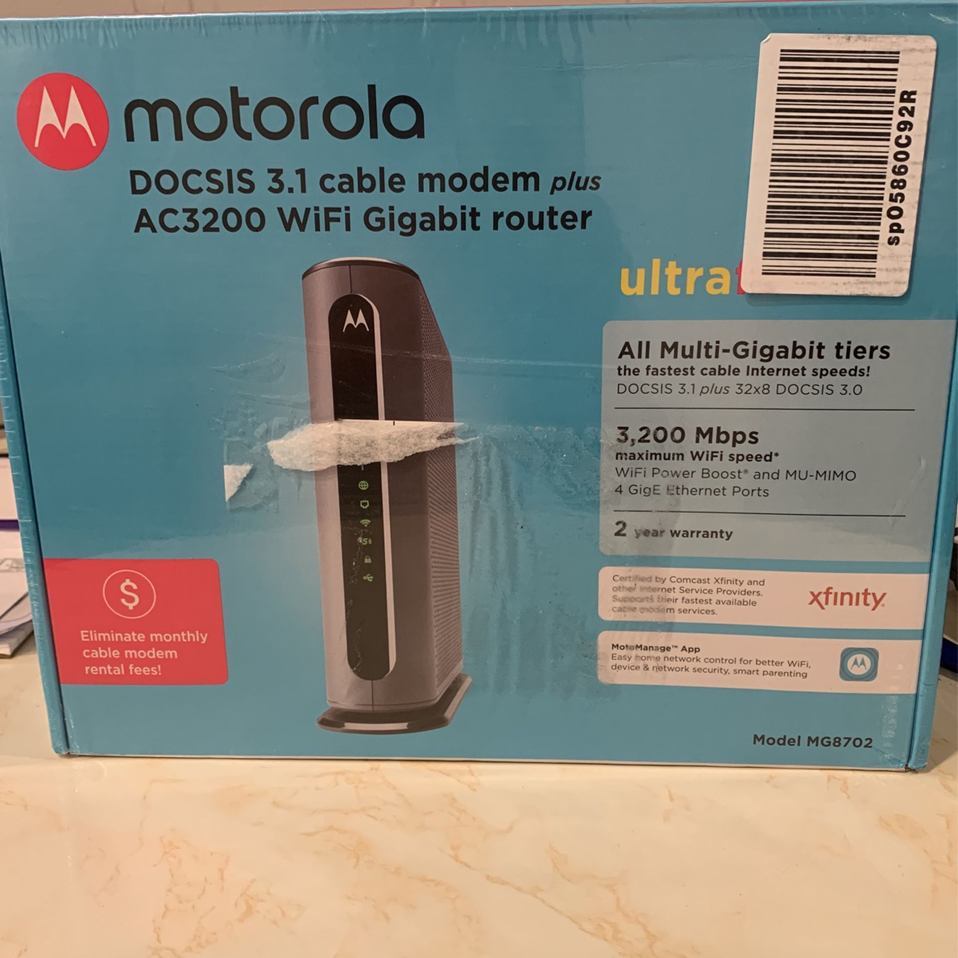 Motorola DOCSIS 3.1 cable Modem Plus  AC 3200 Wifi Gigabit  router