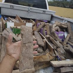 Stone for Pillars and Walls $.. 100 Obo 