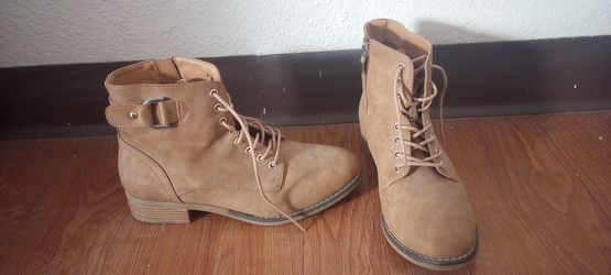 Xappeal Boots Size 8