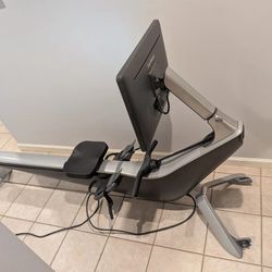 Hydrow Rower – Like New | FREE Delivery 🔥