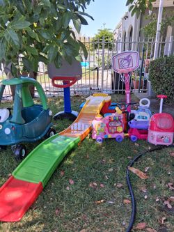 Toys for kids indoor /outdoor fun time used condition ready to go south la.90043 see price down below for each se habla spanish para preguntas