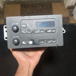 Radio From 03 Silverado 