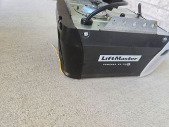 garage door opener (BUSTED MOTOR)