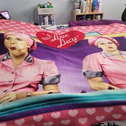 I Love Lucy Throw 