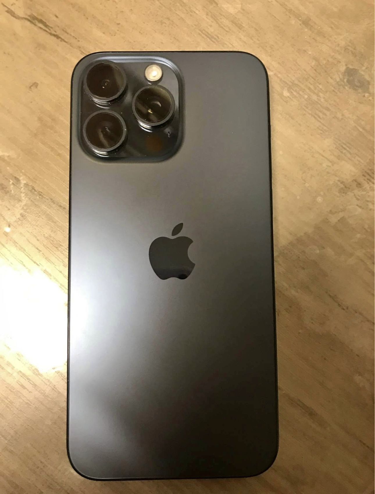 iPhone 15 Pro Max