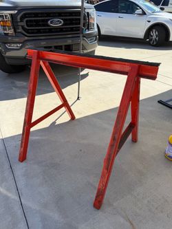 Heavy Duty Solid Steel Sawhorses