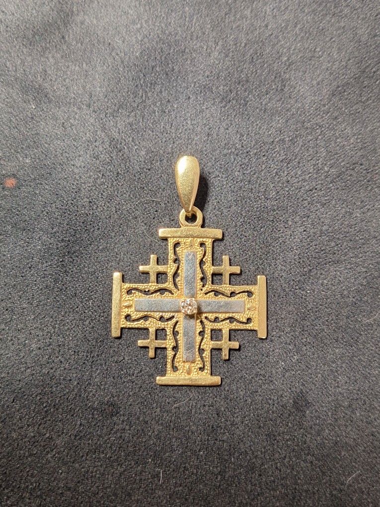 Colgante De Cruz En Oro De 18k Y Diamante