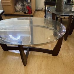 Contemporary Table Set