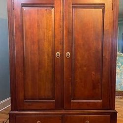 Ethan Allen British Classics Media Armoire