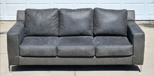 Modern Gray Sofa – Clean, Comfortable & Stylish