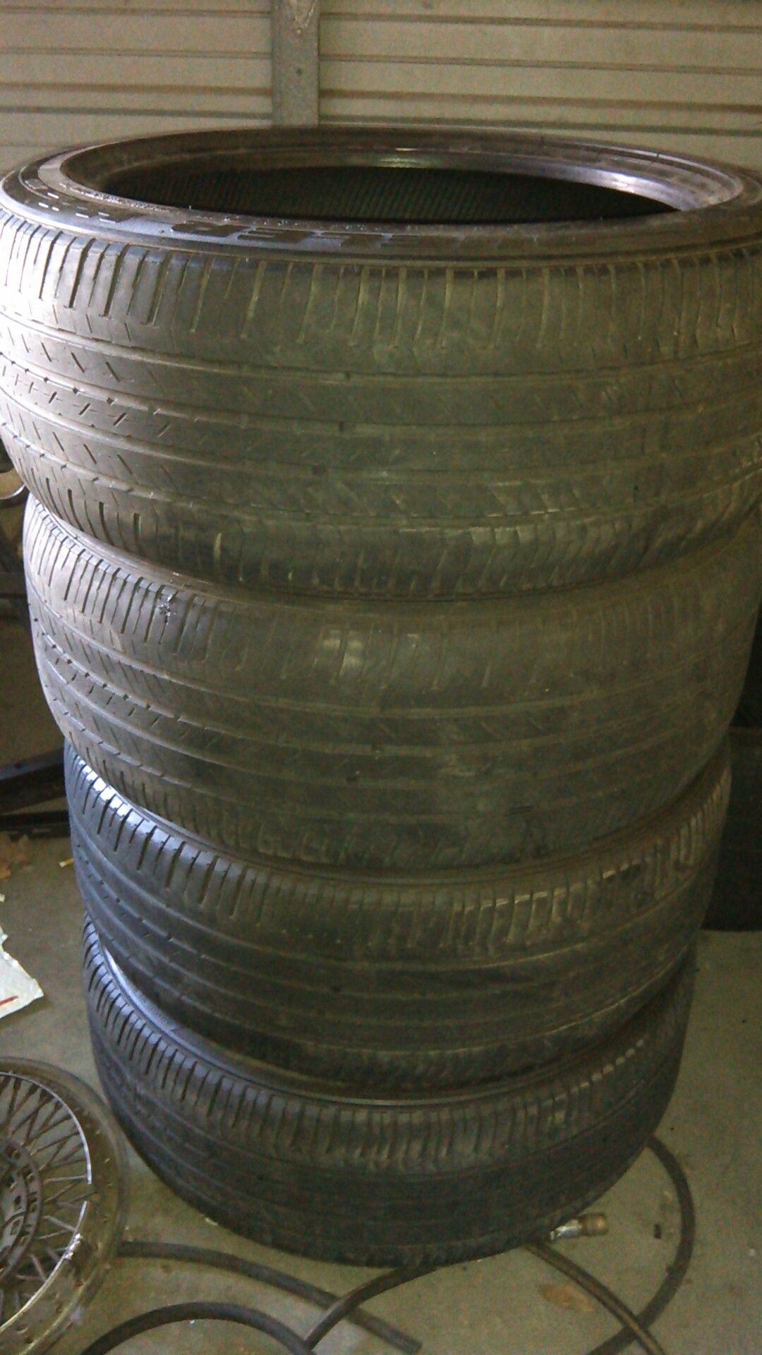 Set of 265/45/21
