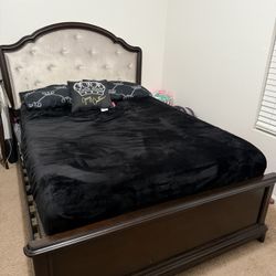 Full Size Bed Frame & Dresser With Mirror 