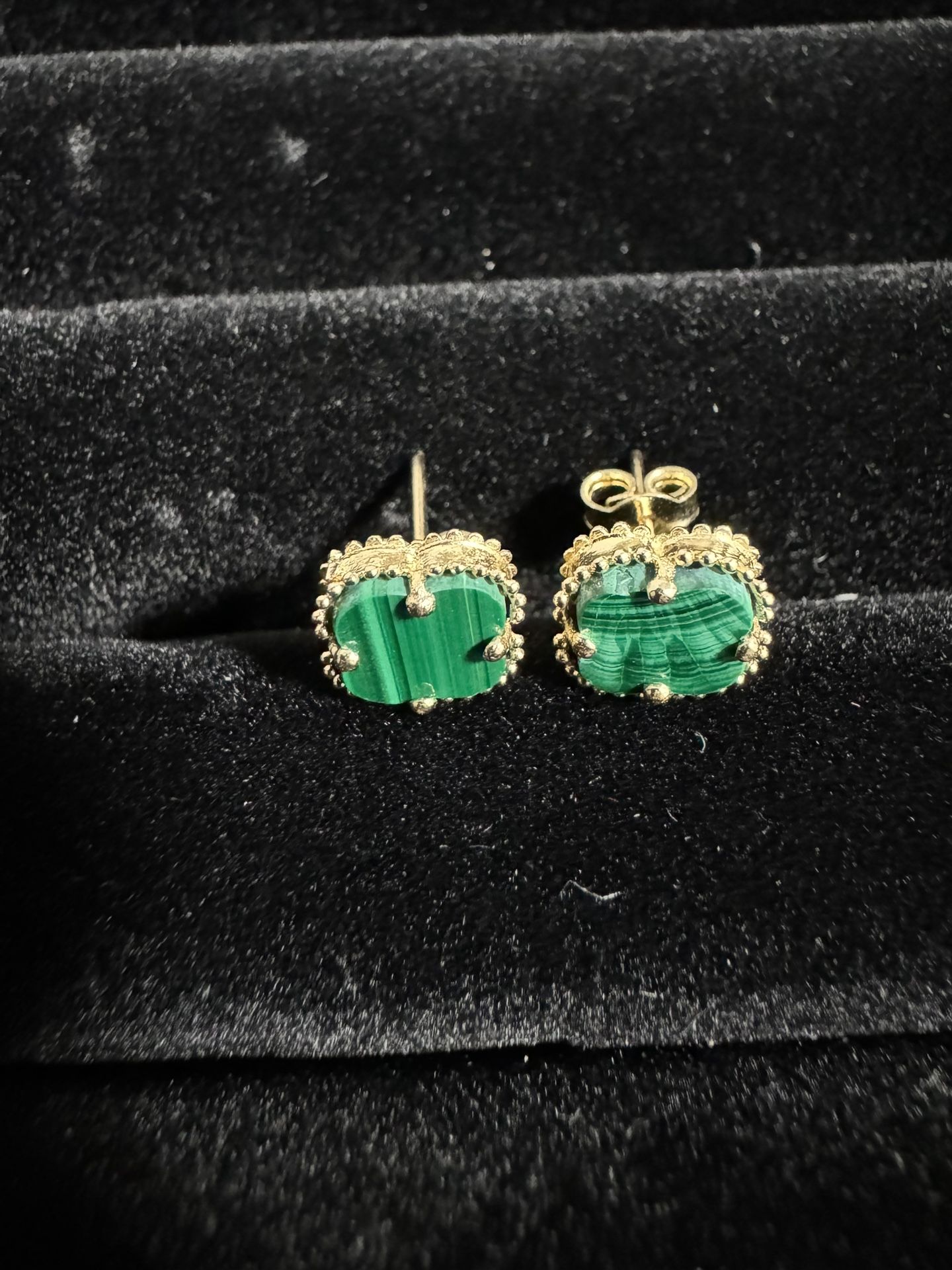 14 K Yellow Gold Green Stone Stud Earrings