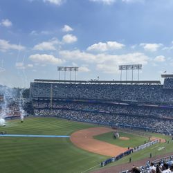 DODGERS Kershaw 3000/Yoshi Bobblehead- ONE TICKET 
